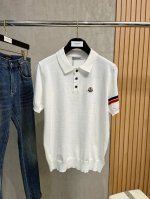 蒙口 2025新款休闲针织短袖翻领Polo ，都市时尚简单休闲版型，原汁原味的代工厂P定制渠道，让你过目不忘的基础款，不挑年龄身材，上身轻松驾驭，一款简洁百搭显