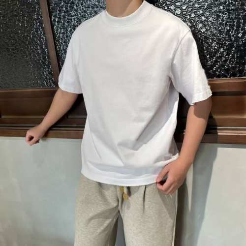 Balen巴黎 25Ss 大师亲手设计潮牌新品印花圆领短袖T恤 春夏最新砖柜同步 Os落肩版型 300克重全棉 时尚又个性 超级百搭好看的一款 男女都非常合适