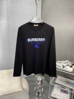 P220 Burberry巴宝莉 2025春季男士长袖T恤最新系列，简约Logo元素长袖T恤。定制高级面料手感柔软舒适带有弹力，简约大气，上身效果超赞，大货已出