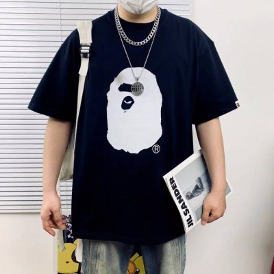 模特细节图# bape Summer Camp猿人头喷墨感字母重工艺印花圆领短袖 高版本 猿人形象 260克优质高织纯棉面料 双纱精梳 质感柔软官网发售款 超级