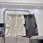 Stone Island石头岛牛仔大口袋拼接短裤 纯棉水洗牛仔直筒短裤 山系户外短裤 面料耐磨透气 硬朗且修身 定制进口纯棉水洗牛仔面料 舒适透气不贴身 宽松版