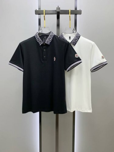 蒙口25Ss新款春夏短袖翻领T恤polo，最高版本客供定制高端朱地面料简单时尚款，螺纹拼色螺纹配色超级好看！经典Logo简单大方的款式！满满的高级感，四季可穿。