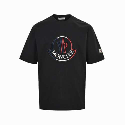 Moncler 蒙口 25Ss 刺绣大Logo短袖 轻奢主义 男女日常通勤穿搭必备单品 正确版本 随意对比 详细特征 260克100% 纯棉双纱汗布面料 面部无