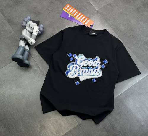 潮牌 Goodbrand亮片点缀情侣款短袖T恤！ ：240G双纱潮牌专用棉，纹理清晰，质感满满，同缸定染1×1无色差精密纯棉螺纹，层搭叠穿，自留好货，强烈推荐~