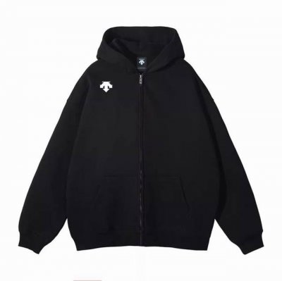 厚版立体硅胶Logo Descente 迪桑特春季连帽开衫拉链卫衣外套 高品质，做细节 甄选新疆华棉面料 手感软糯细腻 上身充满质感 非常轻便舒适运动宽松版型不