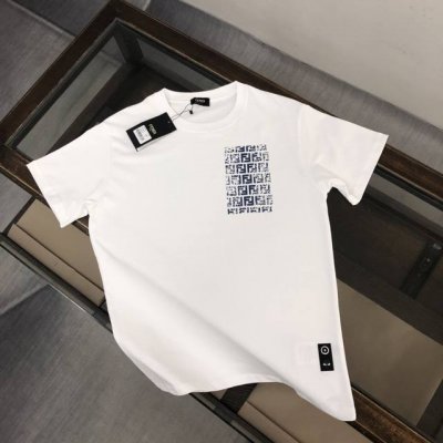fen*Di 芬迪 新款上市 专柜系列纯棉T恤 260克定制棉 面料柔软舒适 全新设计灵感 极具时尚代表性 胸前精致双F印花Logo设计 手感舒适透气 极为时尚