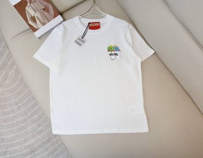mosch**新款礼袋泡泡龙印花Logot-Shirt 定制纯棉面料 柔软舒适 亲肤透气 采用多重印花工艺 图案无敌萌宠 内搭外穿都超级赞 最高品质 欢迎对比