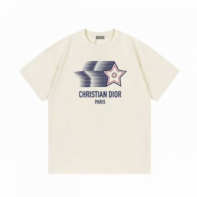 p100（隔天到） dior 迪奥 2025新款 Cd五角星字母Logo 男女同款 短袖T恤 ·定制300克100％双纱纯棉面料 ·定染32支双股螺纹 ·领标吊