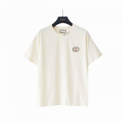 实拍细节图+细节图 Gucci 古驰 双Glogo刺绣小标短袖 官网同步，专柜纯棉面料！贴肤舒适，耐看又好穿，经典简约Logo设计，原厂工艺一丝不苟，定制 同缸