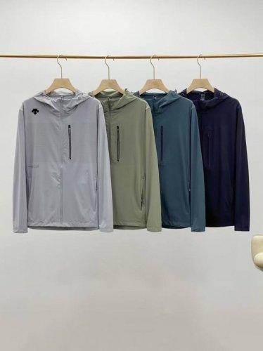 descente迪桑特 25Ss夏季新款高品质专业户外U +防紫外线速干高弹冰丝轻薄透气防紫外线戶外体闲百搭连帽男款防晒衣。 专业户外高端防晒面料，面料是87的