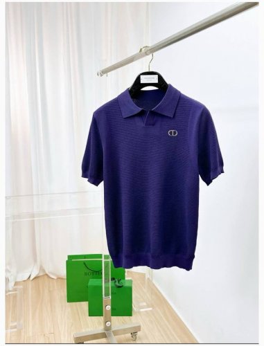 christian Dior 迪奥 25Ss新款针织短袖，超经典设计，简约没有任何多余累赘感，衣橱不可缺少的一件百搭单品，采用优质羊毛制作而成，穿身上超级舒适，