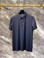 boss 高端货商务 白领 单位人士必入单品！ 休闲商务翻领短袖，科技舒适面料，体感非常棒，手感顺滑质感很棒！弹性好，无任何束缚感，面料自带透气网孔，吸湿排汗，