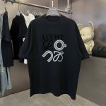 P120 罗家2025Ss新款 个性款圆领短袖Tee 实物很棒男女同款宽松版 面料: 350克 版型：落肩宽松 码数: S M L Xl Xxl 颜色: 象牙白