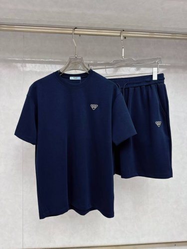 普拉达 2025Ss春夏新款短袖套装，男女同款。上身效果超赞，码数 M-3Xl