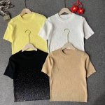 gucc*春夏新款圆领针织短袖 超吸睛又亮眼的烫钻工艺重工又高级 满身Logp辨识度满满 p