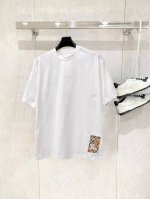 巴宝莉 高版本2025春夏新款男女同情侣款休闲宽松棉质圆领短袖T恤衫 260克纯棉不变形专供贸易公司渠道稀出 同步官网发售 专柜最新系列 经典时尚设计元素 为全