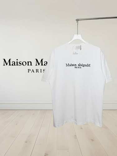 高版本] Maisonmargiela 马吉拉 刺绣破坏贴布洗水圆领短袖T恤 重磅精梳300G纯棉双纱面料 手工多处破坏 螺纹定织定染通肩拉条工艺增加衣物清洗寿