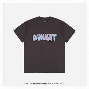 carhartt 卡哈特 25Ss 渐变融化字母印花短袖 面料采用 克重精梳棉 定制32支1*1螺纹 成衣两遍水洗处理 面料舒适亲肤无异感 定制定染面料 纺织密