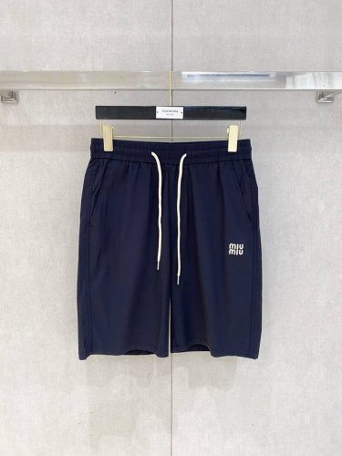 miu*2025新款纯棉短裤 刺绣工艺 码数：30-38