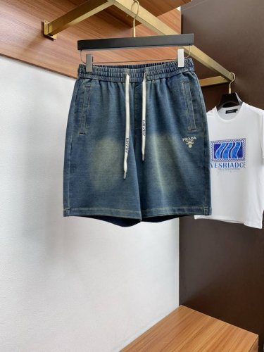 普拉达 25年夏季新款短裤 定制面料定制Logo，各种五金配件全是进口原材料，不可错过的一款单品 码数：48-56