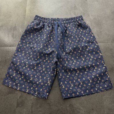 爆款推荐 Lv路易威登2025新款老花满印沙滩裤短裤 原版面料高版本高品质 网红明星同款 梭织定位数码直喷定织面料 对花裁剪 内里双层包底 梭织激光裁剪对位 质