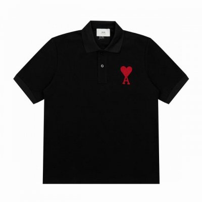 ami Paris 经典中标爱心刺绣情侣翻领短袖Polo衫 品牌名称中的“Ami〞即是法语的“朋友”，而设计师亦通过与街拍模特以及个人好友的合作，传递出乐善好交