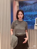 P250 原版Dzz 2025早春新款爱心圆领针织短袖，爱心贴绣点睛之笔，简约不单调！很显高级感，简约大气的风格，质感十足，追求品质的你必须入手哦。原版1色码数