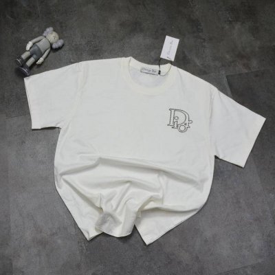 爆款Dior 迪奥春夏新款字母Logo户外运动休闲纯棉短袖T恤男女同款 2025年春夏季T恤 本市场No.1的质量 真正天花板品质 全部原版开发注意细节图 避免