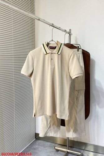L513 Gu270 隔天 -Gucci 新款胸口微标刺绣三色Olo衫 这款采用弹力珠地棉面料匠心打造，撞色领口螺纹厚实饱满 激光Logo贝母扣微标刺绣 ，尽展