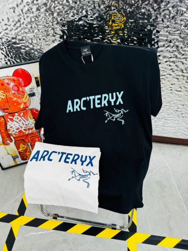 鸟 Arc‘Teryx 始祖鸟25夏季新款印花休闲宽松情侣款 短袖T恤D915 细节:版本一比一复刻，吊牌 领标 水洗。带Nfc芯片识别 面料：采用40织双纱3