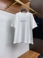 纪梵希 Xs-L 阔版 2025春夏Aw新品，时尚休闲圆领短袖T恤，专柜同步有售，原单狠货，进口原版面料，手绘工艺极度复杂，视觉相当雅致时髦，高贵而优雅，从主体