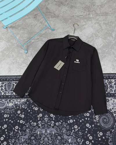 款M815 巴黎 balenciaga新款巴黎世家衬衫Blcg24Ss新款衬衫长袖套头高品质版型刺绣字母图案 宽松大廓型设计 基础衬衫百搭一年四季都能穿 万能搭