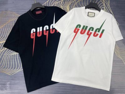 上新 Gucci古驰2025春夏新款印花字母Logo圆领短袖T恤 高版本高版本 280克精棉面料 全网独家首发 百搭款细节处理完美 进口印花Ogo工艺 十分精致