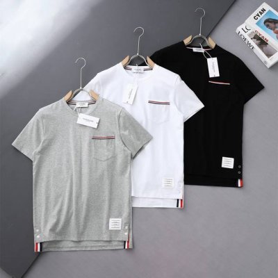 原单贸易正品 Thom Browne 汤姆布朗口袋款T桖， 款号Bln1259，官网款，客供定制面料，220克60支双股长绒棉95%，氨纶5%，定制同缸同色高密