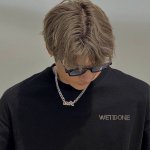 w106# we11Done官网数据经典款水钻Logo字母情侣短袖T恤衫 重磅320克双纱纯棉面料 高克重高版本 成衣经高温洗水定型 穿洗不变形 颜色 黑色 白