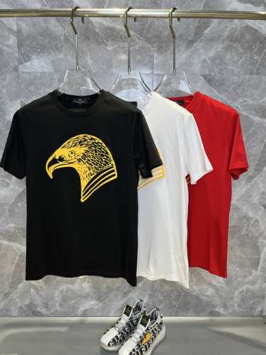 sr史蒂芬 2025春夏最新款时尚圆领短袖T恤，丝光棉面料，上身凉爽，贴肤舒适，吸汗透气，耐看又好穿，Logo徽章定位印花，原厂工艺一丝不苟，型男必备单品 尺码