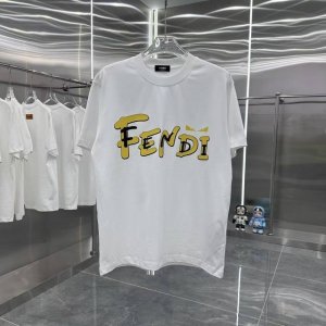 款号:F027 Fendi 芬迪 2025夏季新款圆领短袖T恤！ - 260G双纱纯棉顶级面料 手感柔软 百分百纯棉独家出货 定染硫化黑无尘处理面料 -面料：2