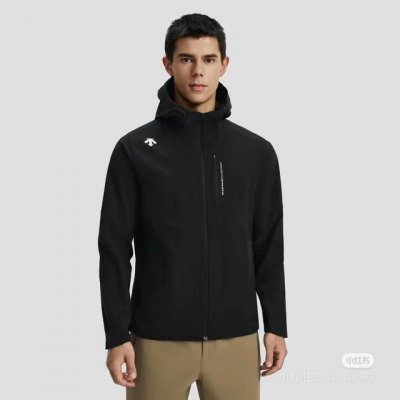 descente 迪桑特 夏季新款男士单层防晒衣外套 专业功能性面料 防泼水防风 面料耐磨擦 网面内里透气干爽 ，排汗透湿 单层适合喜欢户外A9953运动 没有