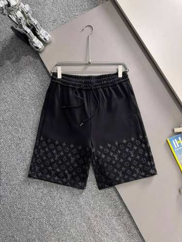 套装款！Lv 驴家 2025新款 轻奢主义 凹凸字母Logo 植绒四叶草字母 男女日常通勤穿搭必备 休闲短裤 定制毛圈面料 腰标吊牌洗水唛三标齐全 颜色：黑色