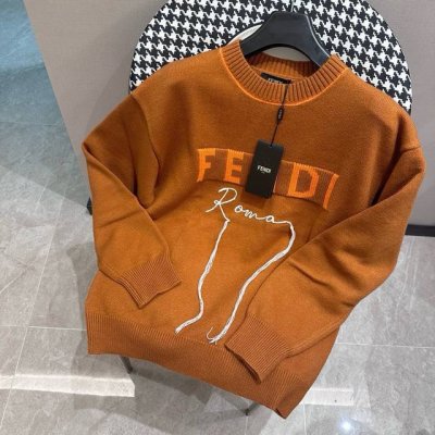 Fendi芬迪 顶级原单配包装Fen*I 早秋最新系列 圆领提花字母针织长袖毛衣 胸前品牌Logo提花缀饰极简主义真的绝了 气质优雅的慵懒随性风 完全不挑人 日