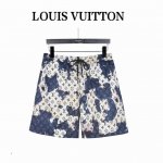 louisvuitton 路易威登 老花满印火烧云短裤 采用速干尼龙面料 网布内衬 透气轻盈 柔软舒适 全套原版定制五金辅料 细节拉满 市场上顶配版本 宽松短款