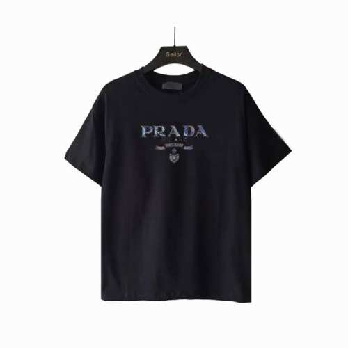 实拍细节图+尺码表 prada普拉达字母硅胶批彩色绣花布工艺情侣休闲短袖T恤 最高版本！定制面料270克100%双纱全棉！字母硅胶批彩色绣花布工艺设计！ 辅料：