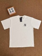 60 顶端刺绣品质Mlb 基础款双拼刺绣白色短袖宽松男女同款情侣款 采用抗菌260克新疆长绒棉重磅面料 透气舒适 怎么洗都不起球透气轻柔的短袖，让您穿着舒适一整