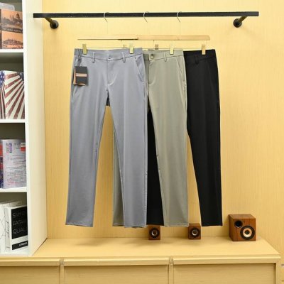 上新 款号25154 Zegna 杰尼亚25S夏季新款男士商务休闲百搭西裤 精工裁剪，立体修身 夏季商务小直筒舒适版型， 不一样的面料设计 低调内敛新款简单休闲
