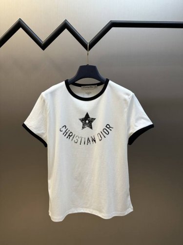 Dior 迪奥五角星印花短袖 面料采用60S双股长绒棉纱线平纹布 克重150G 原版订染罗纹颜色 缸内固色剂重复洗涤增加色牢度 前幅采用手工台板丝网印花 激光雕