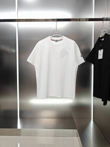 蒙口 Moncler 2025春夏新款男女同款短袖T恤！ 定制专属300克重双纱纯棉面料 定制原版工艺螺纹 胸前重工字母Logo工艺设计 颜色：黑色 白色 尺码
