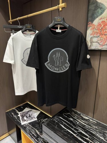 mon25S春夏新款休闲圆领短袖，码数M-3Xl