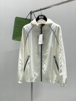 Gucci 古驰，2025春季最新款，专柜同步有售，原单狠货，时尚休闲连帽外套，上身很有特点！吸睛而有亮点，进口原版面料，顶级印花工艺字母图案装饰Logo，原版