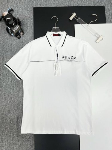 prada 普拉达 刺绣新款polo衫 原版面料 官方同款 采用210克丝光珠地棉，定制 同缸染面料 手感非常舒服爽滑 版型挺阔有型 一线品牌代工厂p出品 进口
