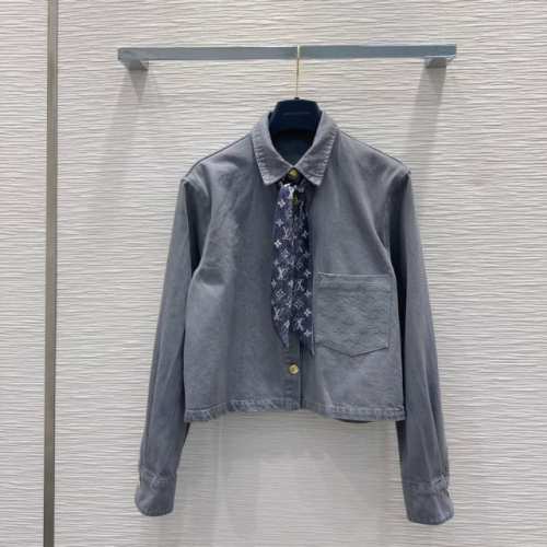 260 Louis Vuitto* 2025Ss新款套装 没有理由可以拒绝它。可A可飒的风格，日常通勤穿什么的都是很Ok的，不挑场合的。设计独特 层次感更加丰富